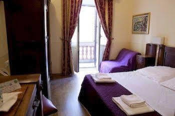 Conte Bed & Breakfast 2*